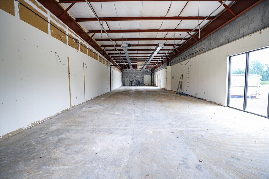 More Photos Of , Eddyville General Retail For Sale