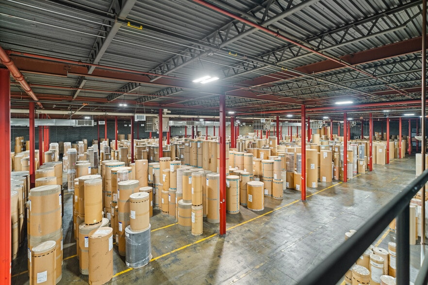 More Photos Of 26 Sears Way, West Springfield Distribution For Lease