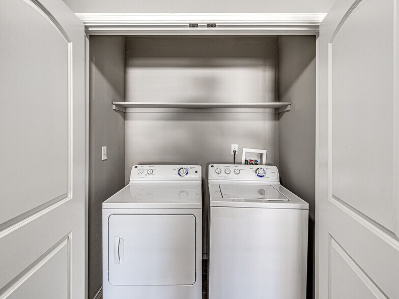 More Photos Of 2302 S 137th East Ave, Tulsa Apartments For Sale