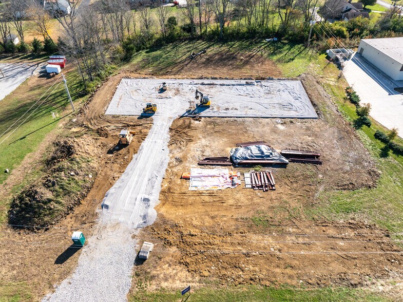 More Photos Of 200 Donerail Dr, Nicholasville Freestanding For Lease