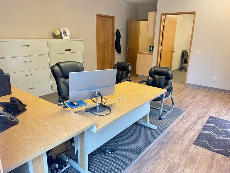 More Photos Of 5801 NE Minder Rd, Poulsbo Self Storage For Lease