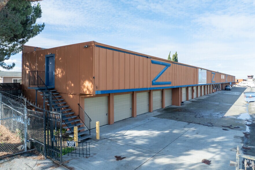 Primary Photo Of 2285 Tully Rd, San Jose Self Storage For Sale