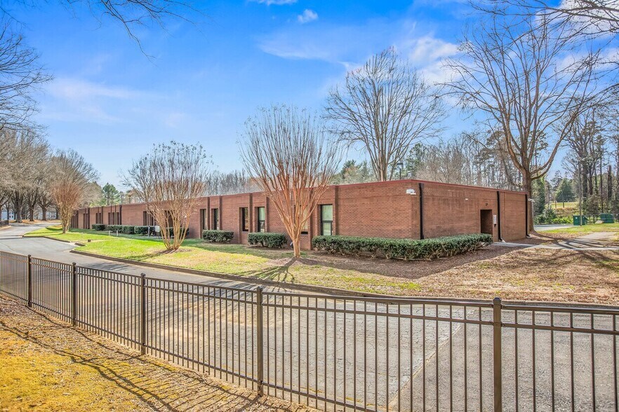More Photos Of , Winston-Salem Office For Sale