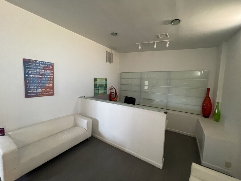 More Photos Of 2828 S Country Club Dr, Mesa General Retail For Sale