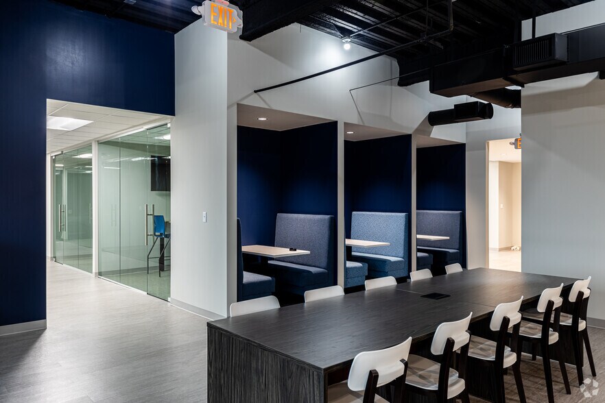 More Photos Of 4700 Belleview Ave, Kansas City Office For Lease