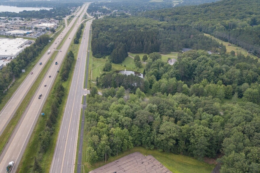More Photos Of 226126 Hummingbird Rd, Wausau Medical For Sale