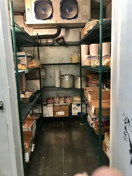 More Photos Of 201 Steele St, Algoma Hotel For Sale
