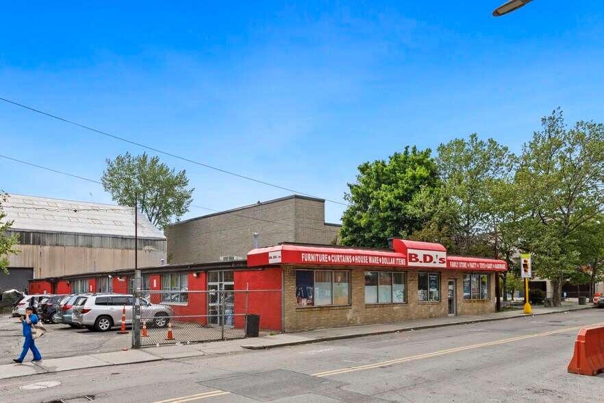 More Photos Of 282 Border St, East Boston Freestanding For Sale