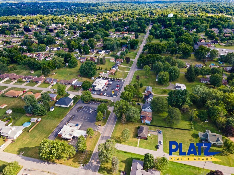 More Photos Of 1000 Youngstown Poland Rd, Struthers Bank For Sale