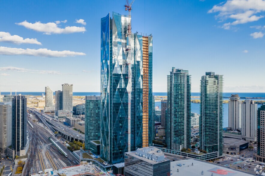 More Photos Of 81 Bay St, Toronto Office For Lease