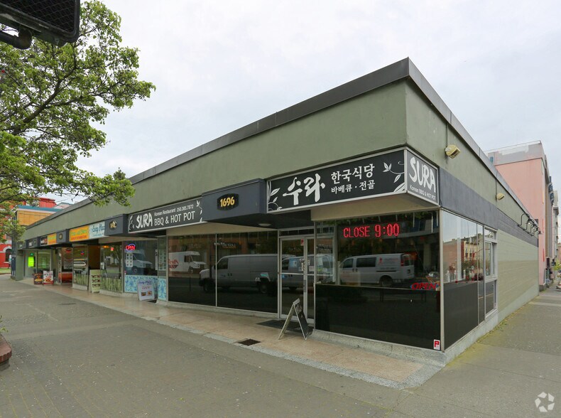 Primary Photo Of 1672-1696 Douglas St, Victoria General Retail For Lease