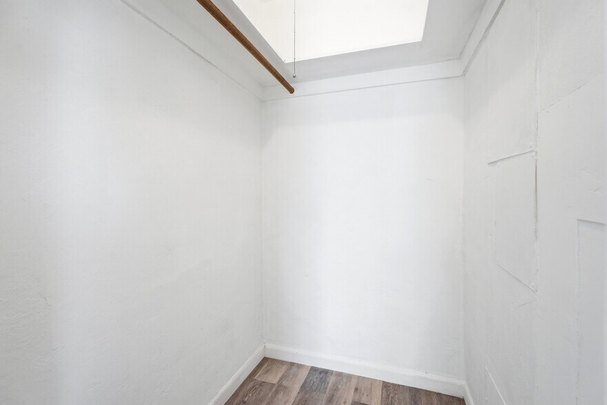 More Photos Of 340 NE 125th St, North Miami Office Residential For Sale