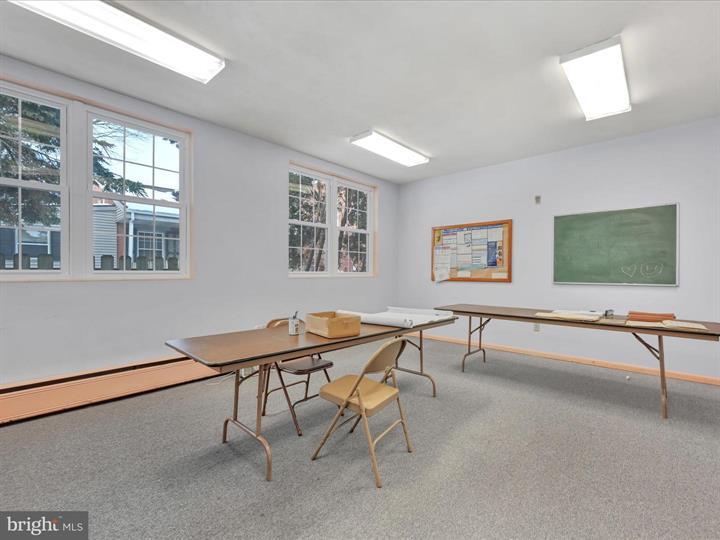 More Photos Of 100 New Haven St, Mount Joy General Retail For Lease