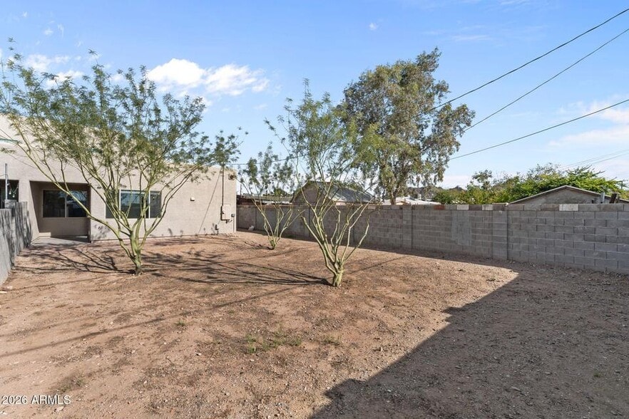 More Photos Of 721 E Carol Ave, Phoenix Multifamily For Sale