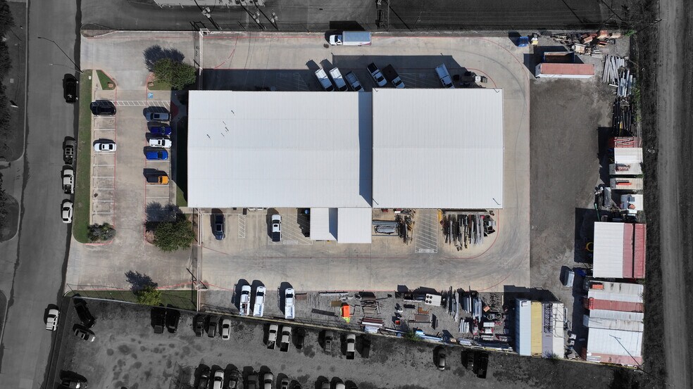 More Photos Of 3124 Wichita Ct, Fort Worth Industrial For Sale