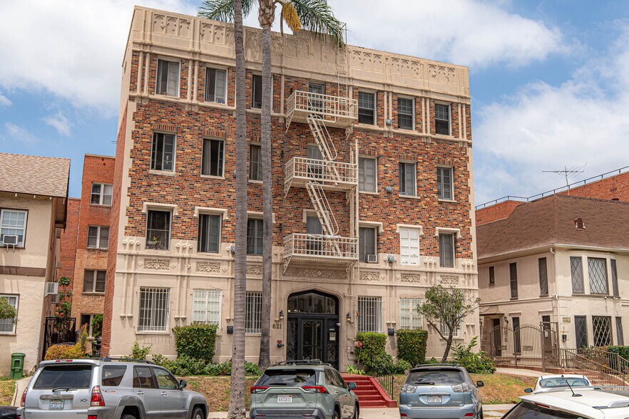 More Photos Of 621 S Dunsmuir Ave, Los Angeles Apartments For Sale