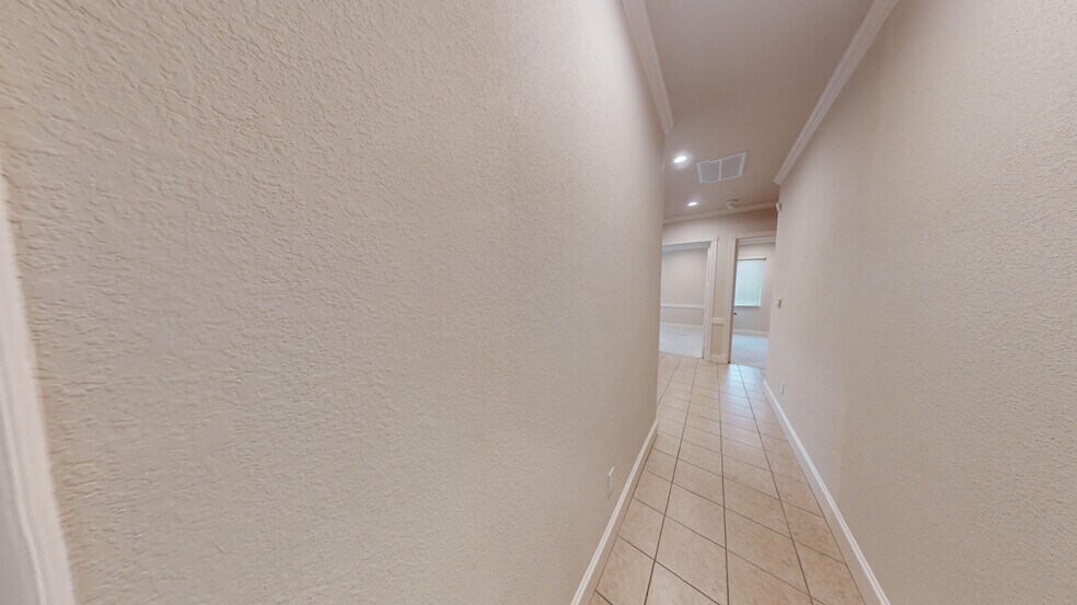 More Photos Of 5509 Louetta Rd, Spring Office For Sale