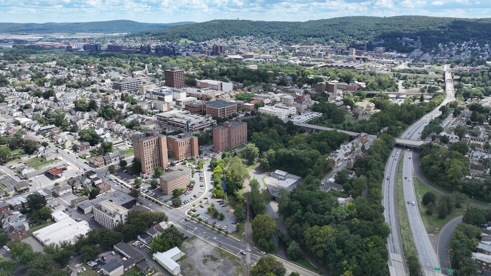 More Photos Of 719 Conestoga St, Bethlehem Warehouse For Lease