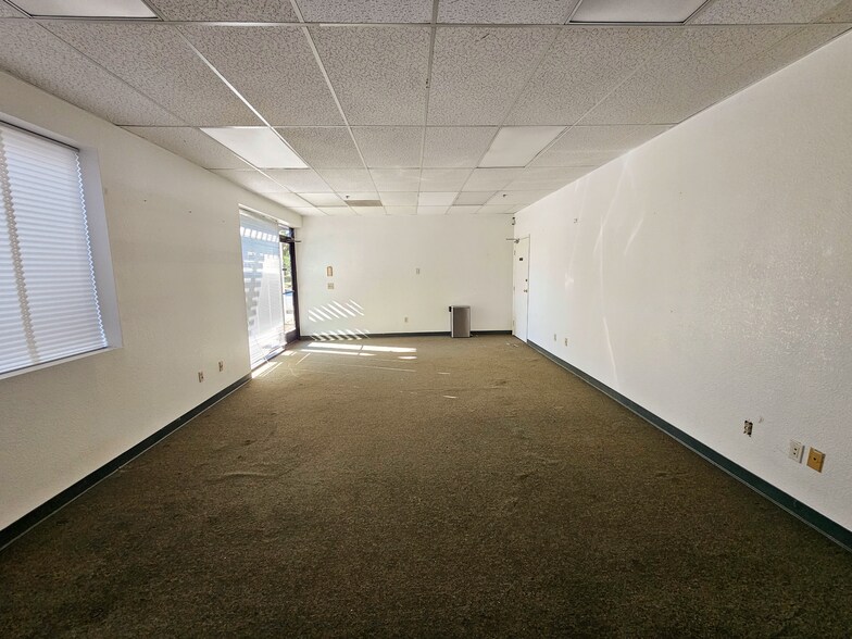 More Photos Of 46 Digital Dr, Novato Light Distribution For Sale