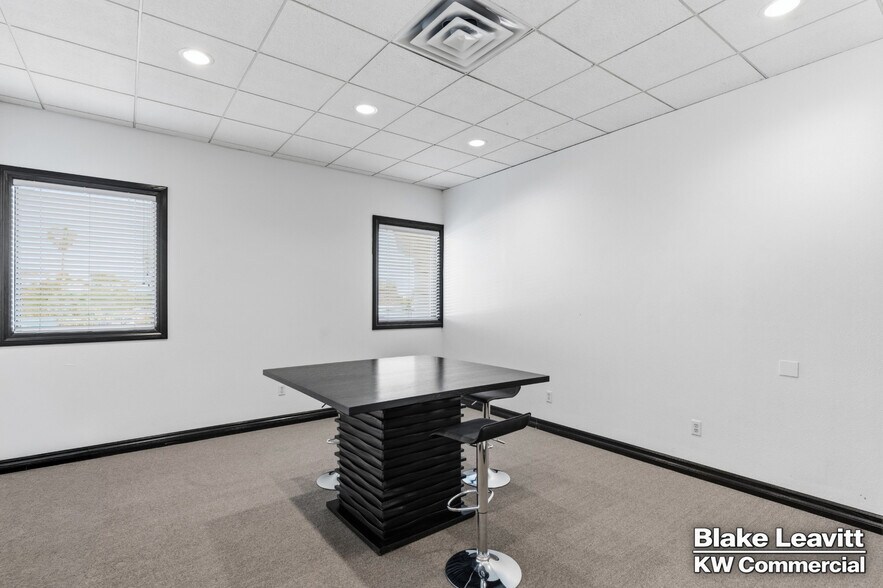 More Photos Of 5844 S Pecos Rd, Las Vegas Medical For Sale