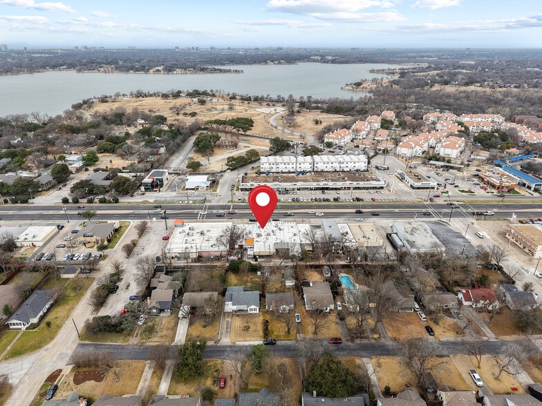 More Photos Of 9016 Garland Rd, Dallas Storefront For Lease