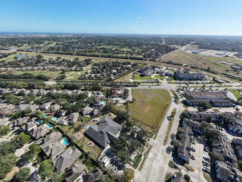 More Photos Of 2622 Marina Bay Dr, League City Medical For Lease