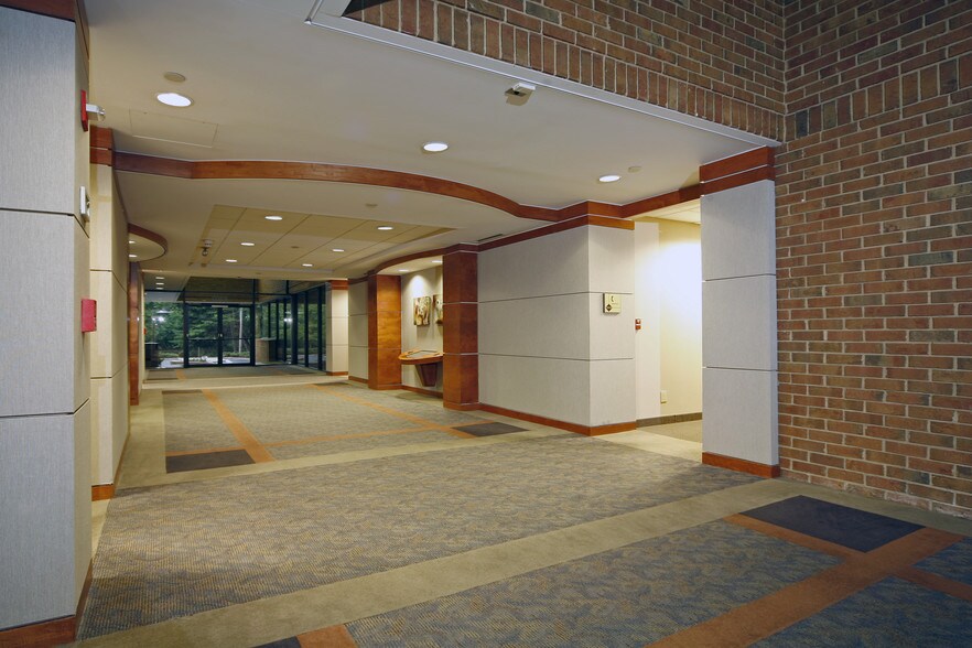 More Photos Of 8300 Dunwoody Pl, Atlanta Unknown For Lease