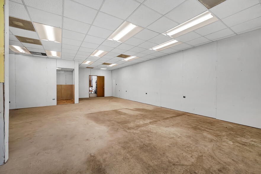 More Photos Of 516-518 Depot St, Mazon Storefront Retail Residential For Sale