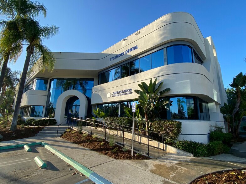 More Photos Of 906 Sycamore Ave, Vista Medical For Lease