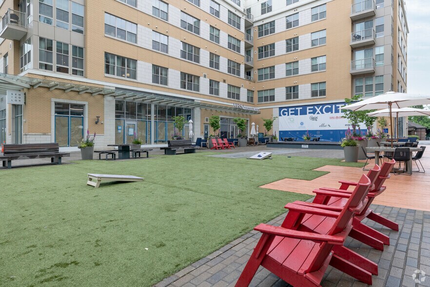 More Photos Of 916 W Broad St, Falls Church Coworking Space