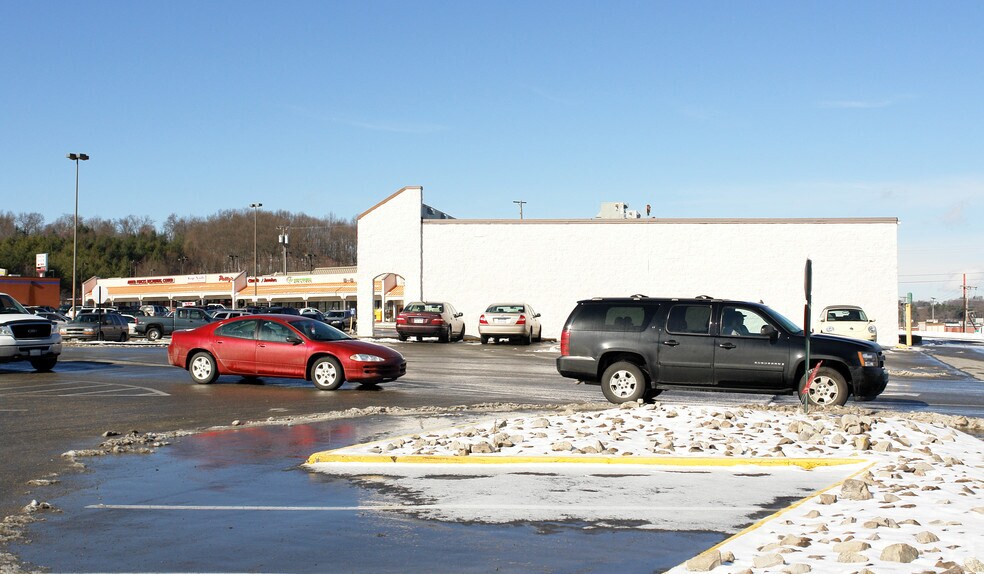 More Photos Of 520 Beckley Crossing Dr, Beckley Unknown For Lease