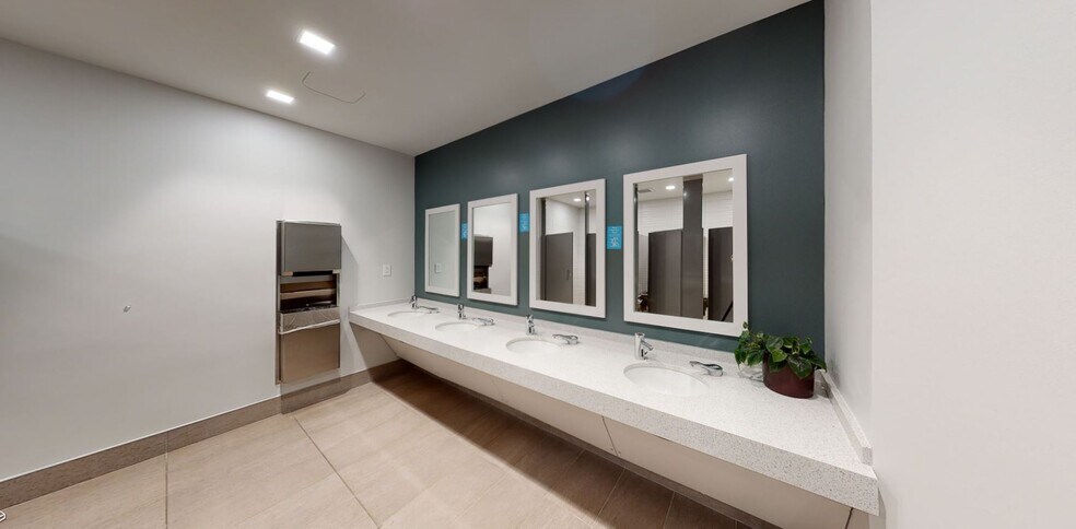 More Photos Of 5200 Maryland Way, Brentwood Office Residential For Lease