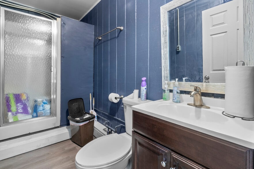 More Photos Of 8502 E 30th St, Indianapolis Warehouse For Sale