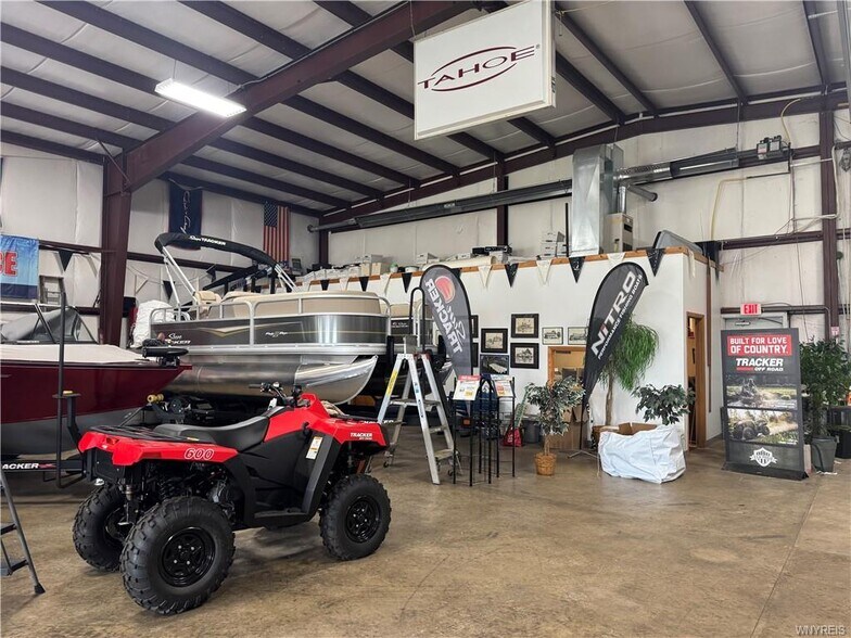 More Photos Of 3049 Grand Island Blvd, Grand Island Freestanding For Sale