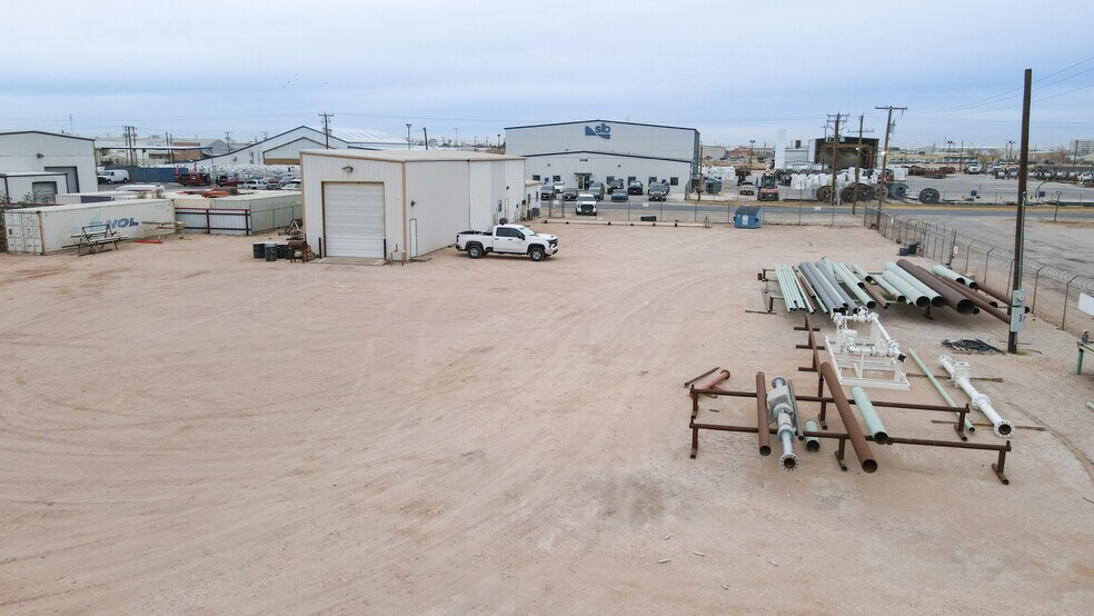 More Photos Of 3115 Francis Ave, Midland Industrial For Lease