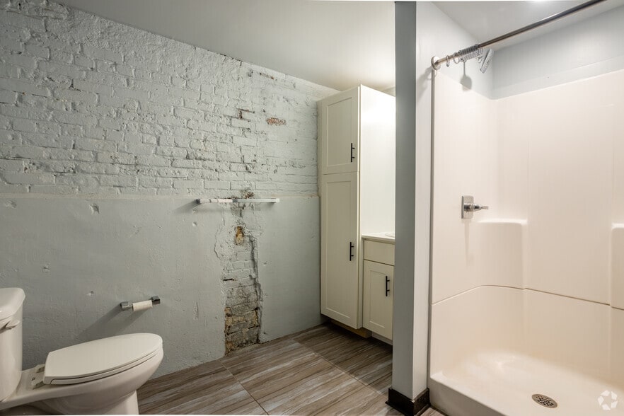 More Photos Of 160 Myrtle Ave, Albany Apartments For Sale