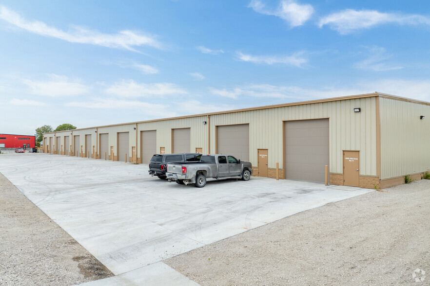 Primary Photo Of 13699 S 193rd Cir, Council Bluffs Warehouse For Lease