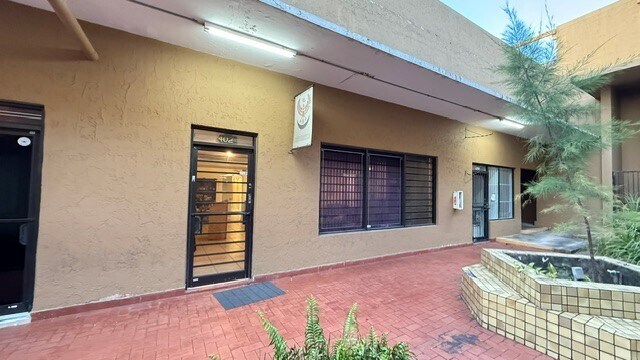 More Photos Of 1651 W 37th St, Hialeah Warehouse For Sale