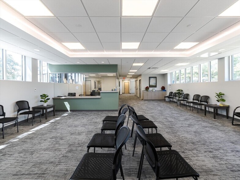 More Photos Of 520 W Roosevelt Blvd, Philadelphia Medical For Sale