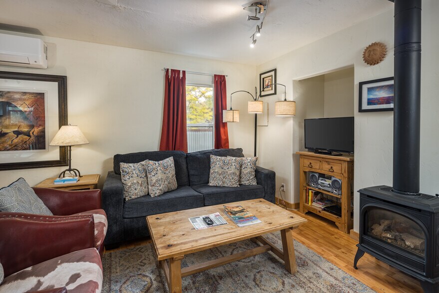 More Photos Of 168 S 100 W, Moab Specialty For Sale