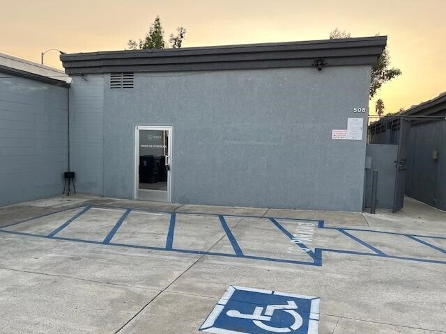 More Photos Of 504 S Harbor Blvd, Fullerton Freestanding For Sale