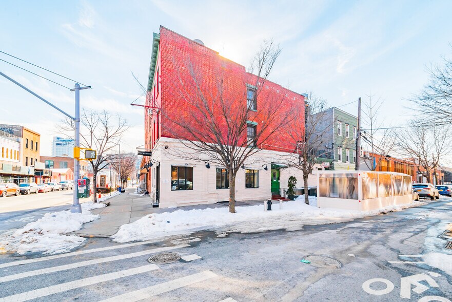 More Photos Of 47 Franklin St, Brooklyn Apartments For Sale