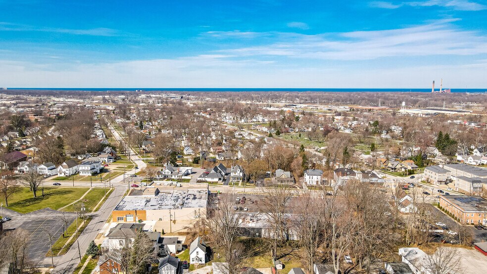 More Photos Of 38000 Euclid Ave, Willoughby Freestanding For Sale