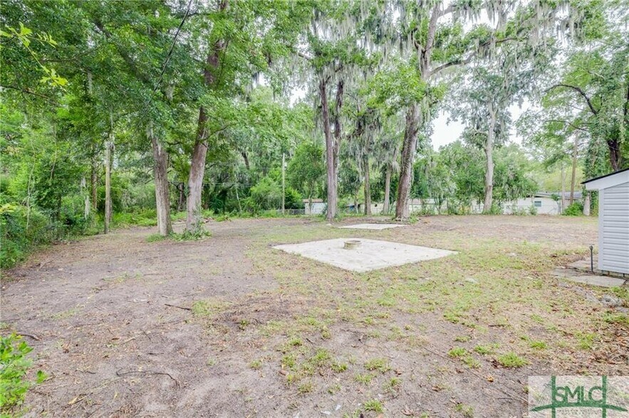 More Photos Of 504 E Montgomery Xrd, Savannah Office Residential For Sale