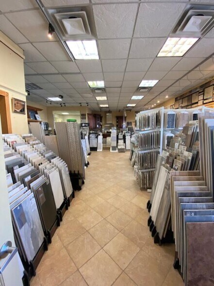 More Photos Of 3295 Royal Ave, Oceanside Warehouse For Sale