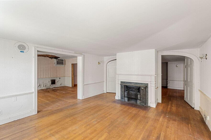 More Photos Of 1126 Washington St, Boston Office For Lease