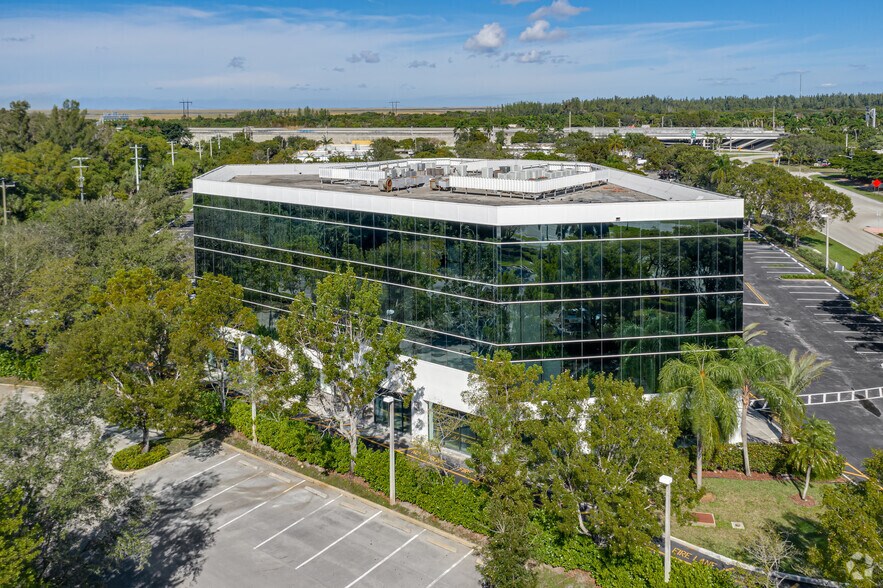 More Photos Of 55 Weston Rd, Sunrise Office For Lease