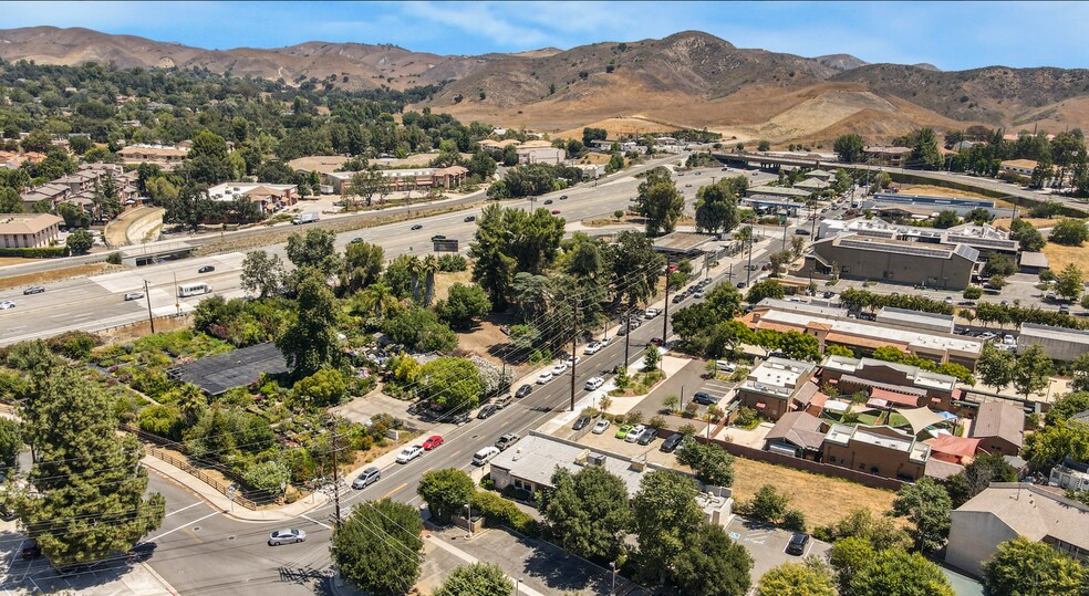More Photos Of 28282 Dorothy Dr, Agoura Hills Veterinarian Kennel For Sale
