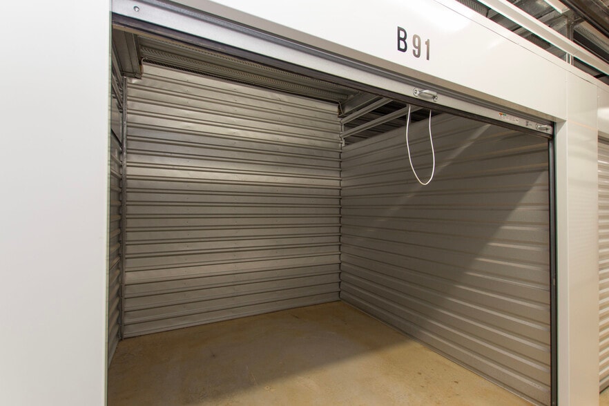 More Photos Of 11017 County Line, Madison Self Storage For Sale