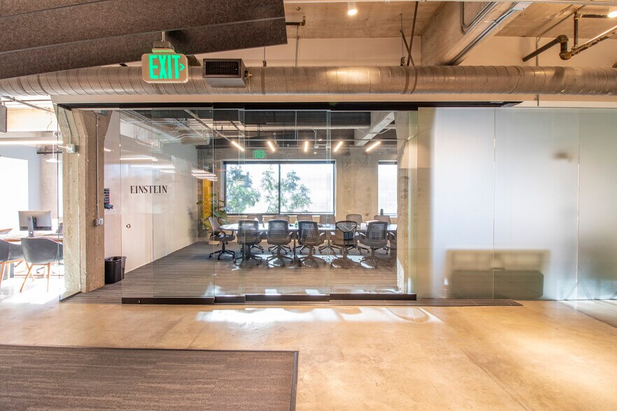 More Photos Of 837 N Spring St, Los Angeles Office For Sale